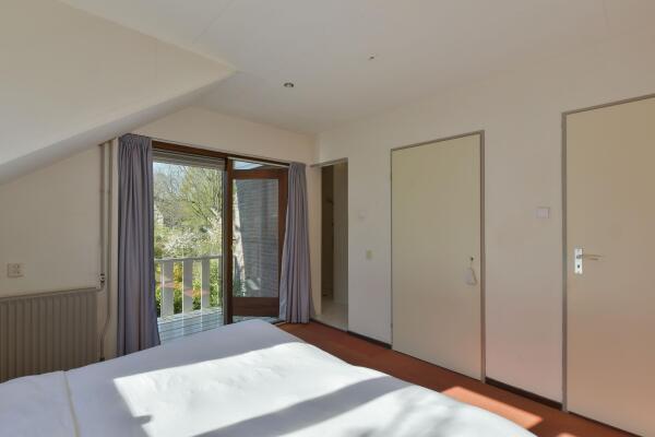 photo 17 Parel 4